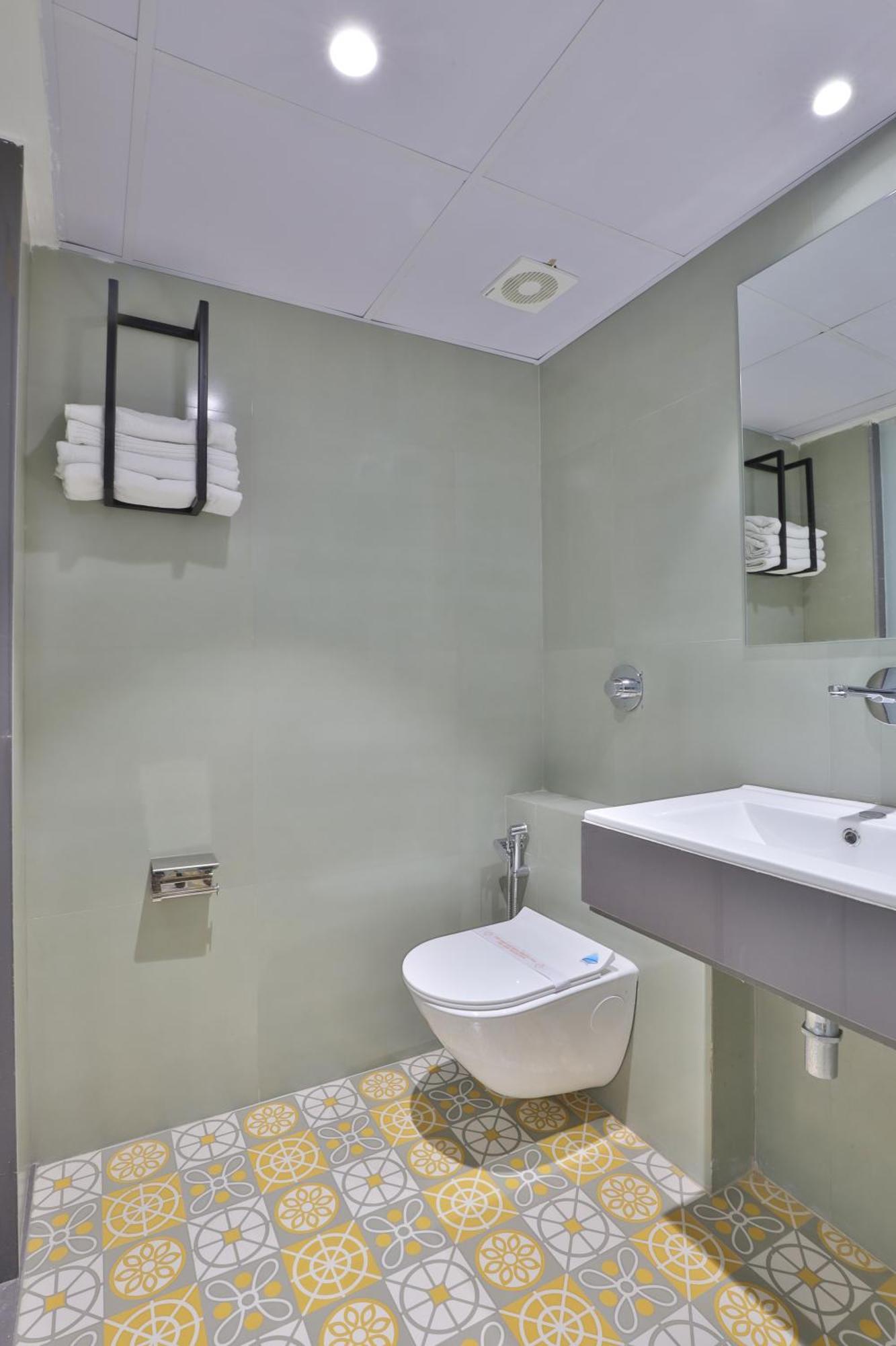 Hotel The Grand Suites Ahmedabad Exterior photo