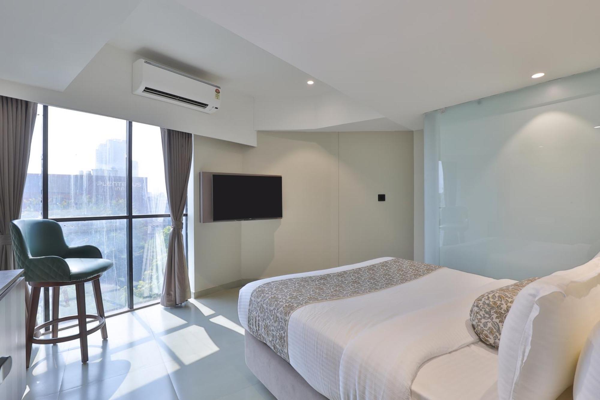 Hotel The Grand Suites Ahmedabad Exterior photo